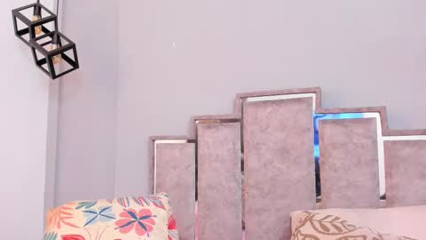 Snapshot of gabyyjones chatting on 02.16.25 gabyyjones online show from 02.16.25