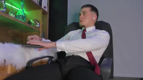 Gael Williams online show from 09.17.25