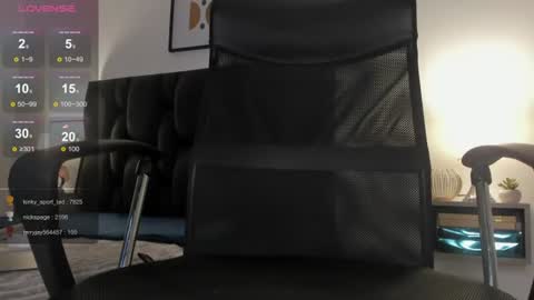 Snapshot of gael_williams4 chatting on 06.19.26 Gael Williams online show from 06.19.26