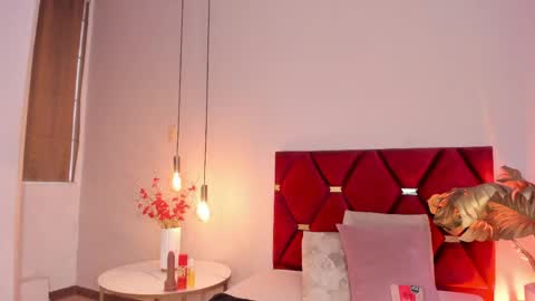 Snapshot of gahiabelucci chatting on 04.29.26 GahiaBelucci online show from 04.29.26