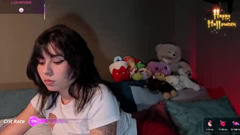 Snapshot of gaia_joness chatting on 10.18.25 gaia_joness online show from 10.18.25