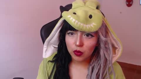 Kate 3 online show from 09.23.25