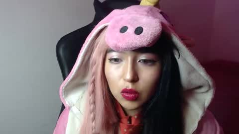 Kate 3 online show from 09.28.25