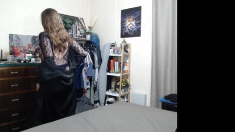 HOT  online show from 02.01.25