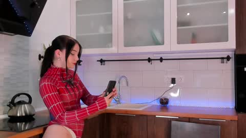 Violla online show from 01.22.25