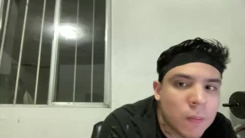Snapshot of garypinepineapple chatting on 04.22.26 garypinepineapple online show from 04.22.26