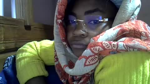 Snapshot of gasielah chatting on 06.29.26 gasielah online show from 06.29.26