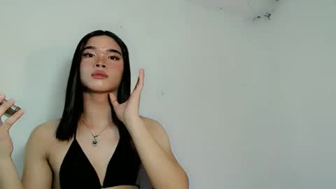 JUST CALL ME OLIVIA online show from 05.23.26
