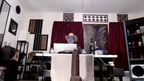 Snapshot of gatewaylaptop2019 chatting on 11.22.25 gatewaylaptop2019 online show from 11.22.25