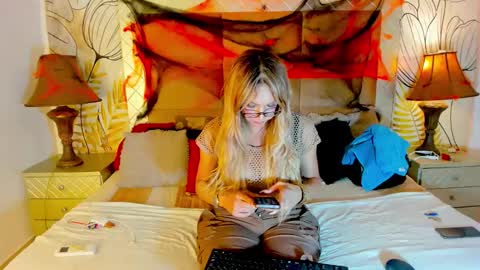 melanny villa online show from 10.21.25