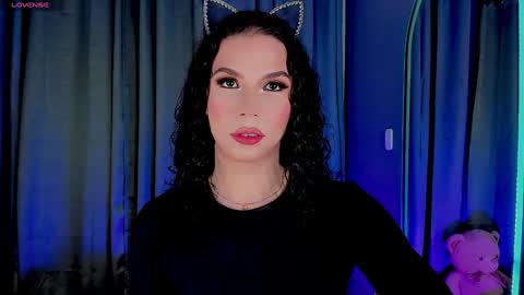 Snapshot of gatitavenecis1 chatting on 01.03.25 Vnecis Marn online show from 01.03.25