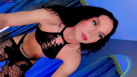 Snapshot of gatitavenecis1 chatting on 02.01.25 Vnecis Marn online show from 02.01.25