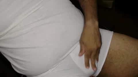 Snapshot of gato27cam chatting on 04.26.26 Marco online show from 04.26.26