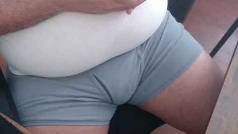 Snapshot of gato27cam chatting on 05.20.26 Marco online show from 05.20.26