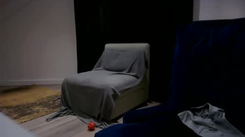 Snapshot of gaycut9093 chatting on 02.19.26 gaycut9093 online show from 02.19.26