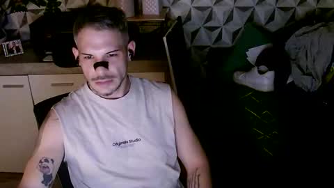Snapshot of gayprox chatting on 05.30.26 GayProX online show from 05.30.26