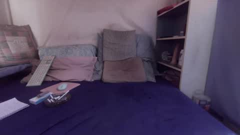 gayrobbin online show from 04.27.26