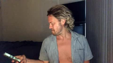 gcsurfer81 online show from 02.26.25