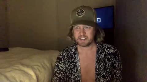 gcsurfer81 online show from 09.10.25