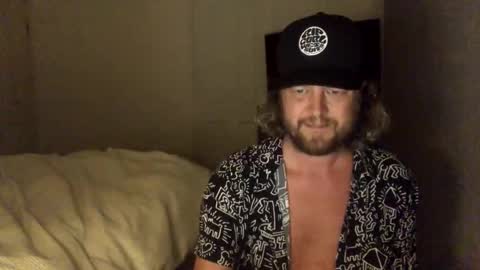 gcsurfer81 online show from 10.04.25