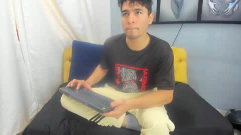 Gean Mclovin online show from 04.21.26