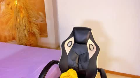 geanna_rose online show from 12.17.25