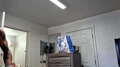 Zanecubano online show from 09.30.25