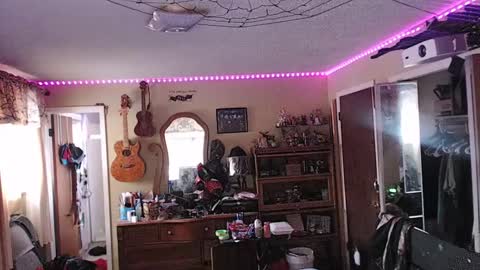 Snapshot of geeznutsizonyrchyn chatting on 01.26.25 Geeznutsizonyrchyn online show from 01.26.25