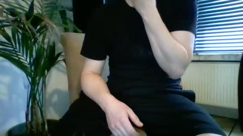 Snapshot of geiljongetje1991 chatting on 11.28.25 geiljongetje1991 online show from 11.28.25