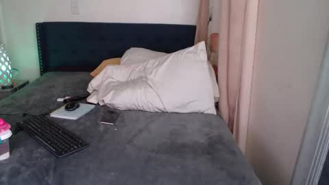 The Empress online show from 12.18.24