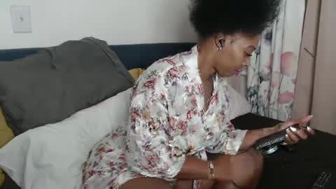 The Empress online show from 09.17.25