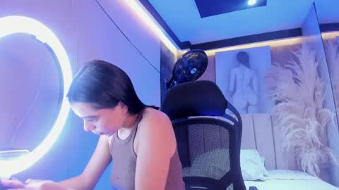 gemmabrown_ online show from 04.07.26