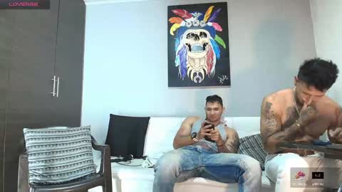 Snapshot of gendersonfit chatting on 01.15.25 gendersonfit online show from 01.15.25