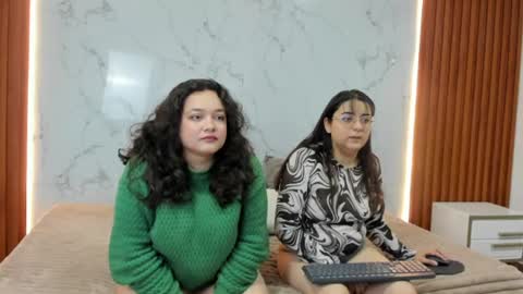 Snapshot of genesis_y_moon chatting on 07.15.26 genesis_y_moon online show from 07.15.26
