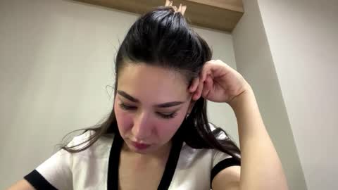 Snapshot of genesissantacruz chatting on 02.26.26 Mulan online show from 02.26.26