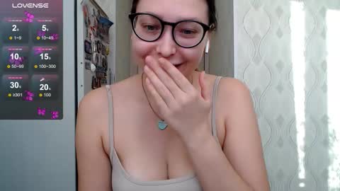 genev__ievee online show from 03.14.26