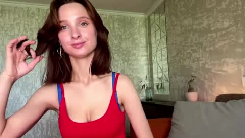Snapshot of genieflug chatting on 05.30.26 Riana online show from 05.30.26