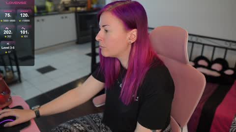 Genny Rock   and  online show from 02.06.25