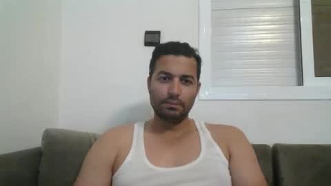 Snapshot of genteldevil chatting on 12.30.24 genteldevil online show from 12.30.24