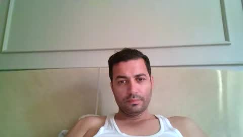 Snapshot of genteldevil chatting on 09.13.25 genteldevil online show from 09.13.25