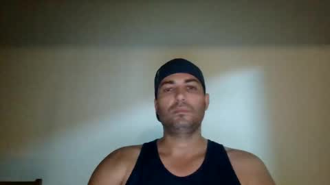 Snapshot of genteldevil chatting on 11.02.25 genteldevil online show from 11.02.25