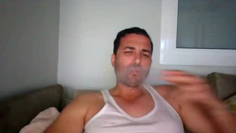 Snapshot of genteldevil chatting on 11.27.25 genteldevil online show from 11.27.25