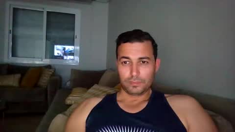 Snapshot of genteldevil chatting on 02.17.26 genteldevil online show from 02.17.26