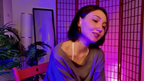 Snapshot of gentlemusee chatting on 10.31.25 gentlemusee online show from 10.31.25