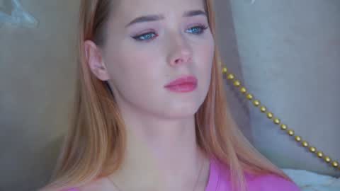 Snapshot of gentlerossi chatting on 12.18.24 GentleRossi online show from 12.18.24