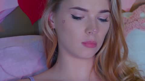 Snapshot of gentlerossi chatting on 02.16.25 GentleRossi online show from 02.16.25