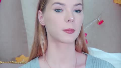 Snapshot of gentlerossi chatting on 09.26.25 GentleRossi online show from 09.26.25