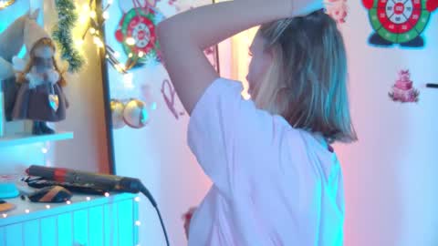 Snapshot of gentlerossi chatting on 01.09.26 GentleRossi online show from 01.09.26