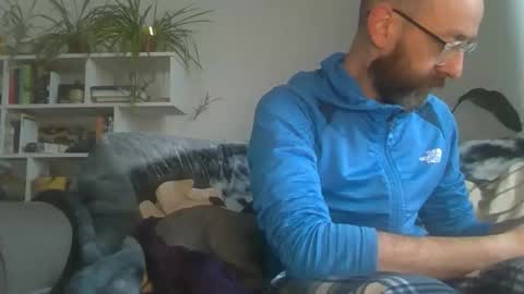 Geon online show from 10.16.25