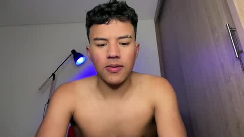 Snapshot of george_cams1 chatting on 01.12.25 Jorge online show from 01.12.25